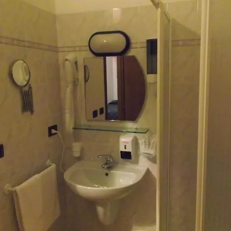 Cavalieri 3* Fornovo di Taro